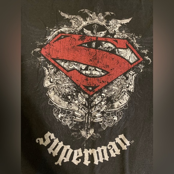 Y2K style Superman shirt from “Jack of All Trades” - Picture 2 of 4